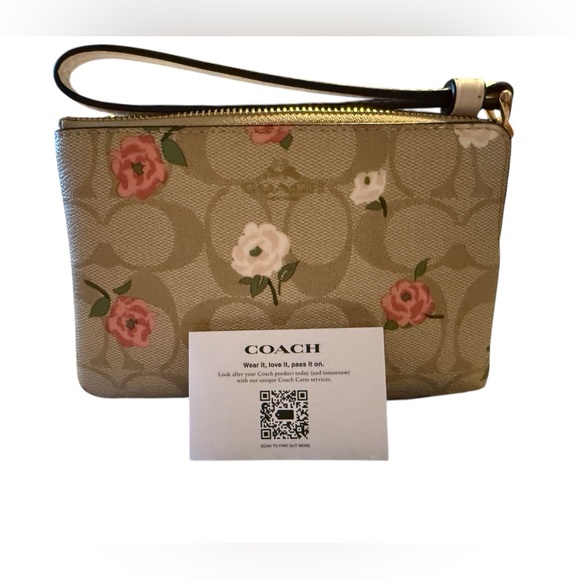 Coach Floral Beige Wristlet - Picture 1 of 3